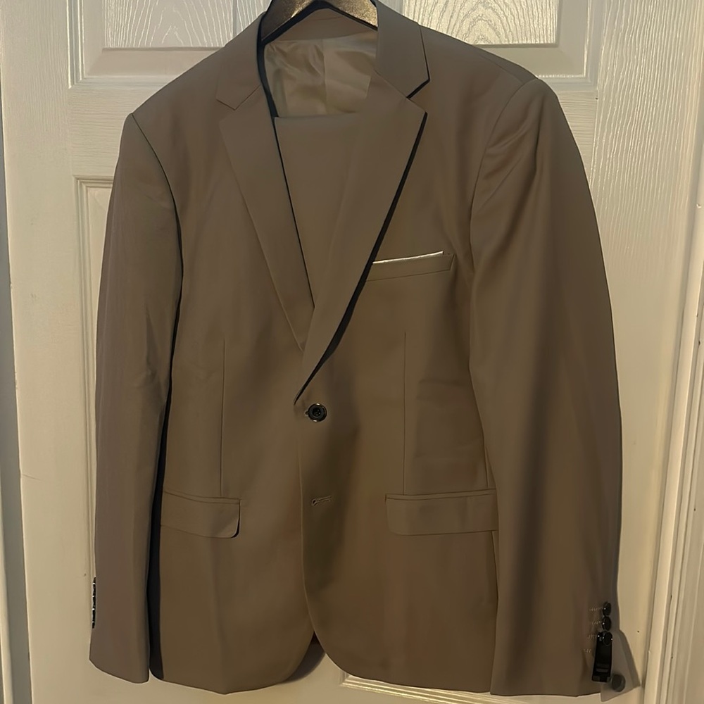 YND Men's Slim Fit 2 Button 3 Piece Suit Set, Solid Blazer Jacket Vest Pants